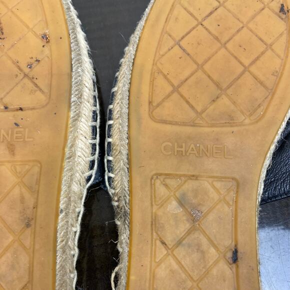 Chanel CC Logo Leather Cap Toe Espadrilles Mules Women's 40 - Picture 9 of 11